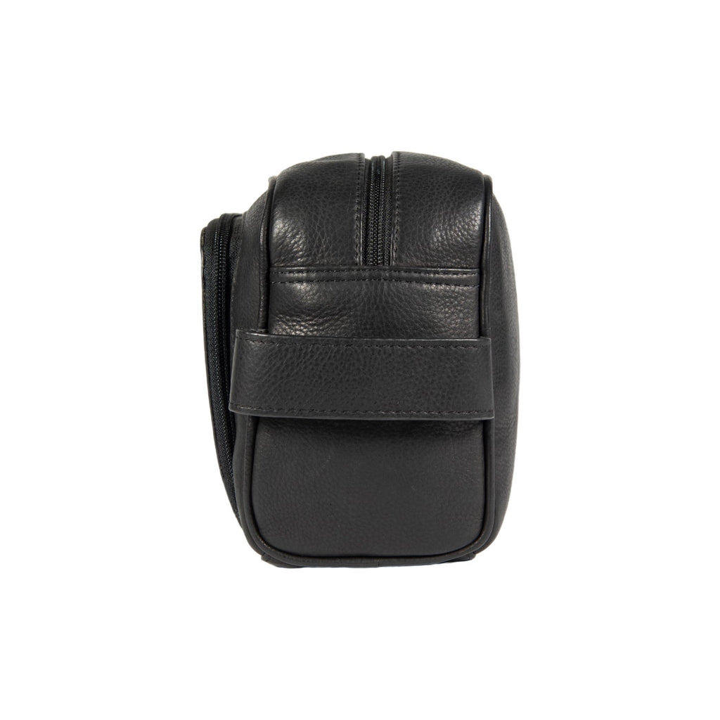 K0025AB | Beauty Case with side handle in genuine full grain leather with light grain - Black color. Zipper closure, Dimensions: 25 x 16 x 12 cm. Packaging: Tnt bag